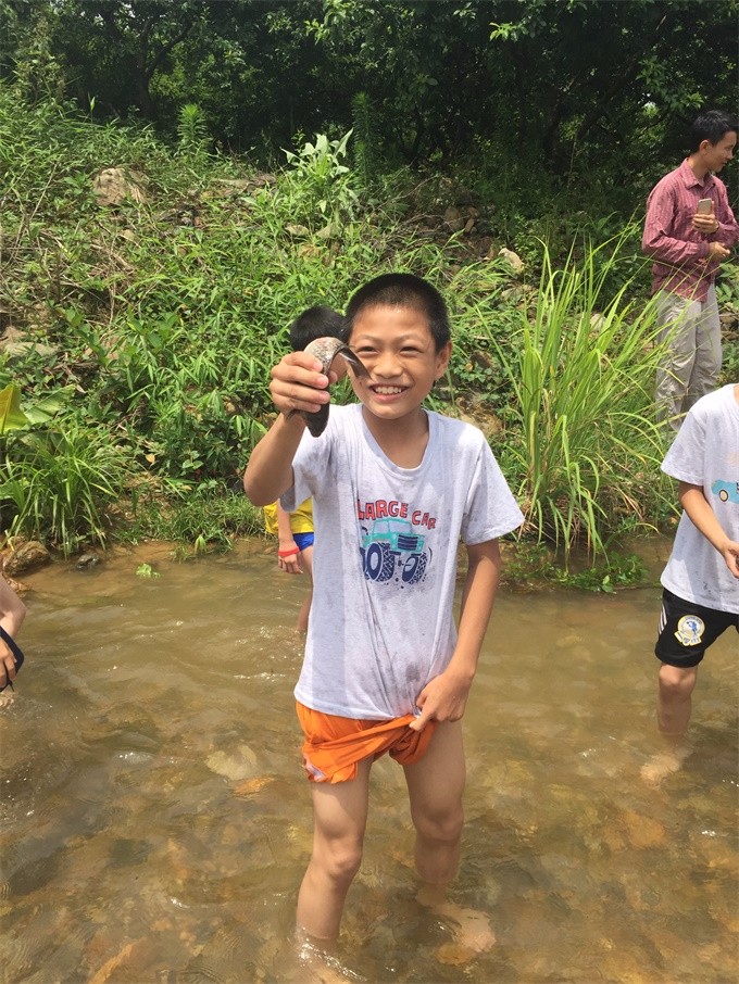 1490600228557149.jpg 抓鱼2.jpg