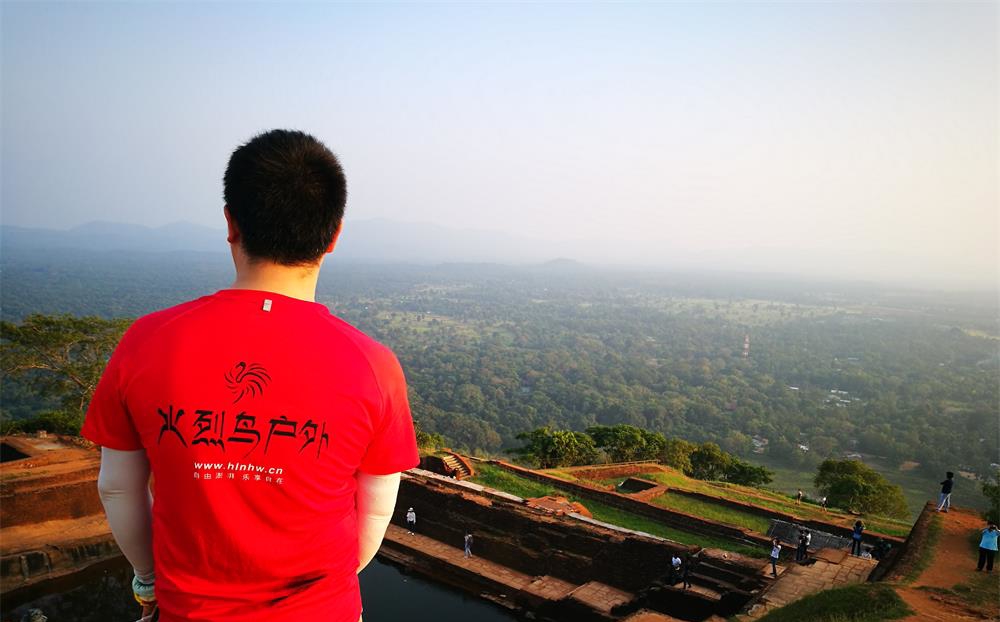 1538280376129580.jpg 狮子岩王朝_看图.jpg