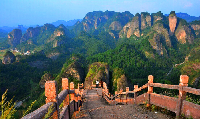 1553582303526372.jpg 辣椒峰.jpg