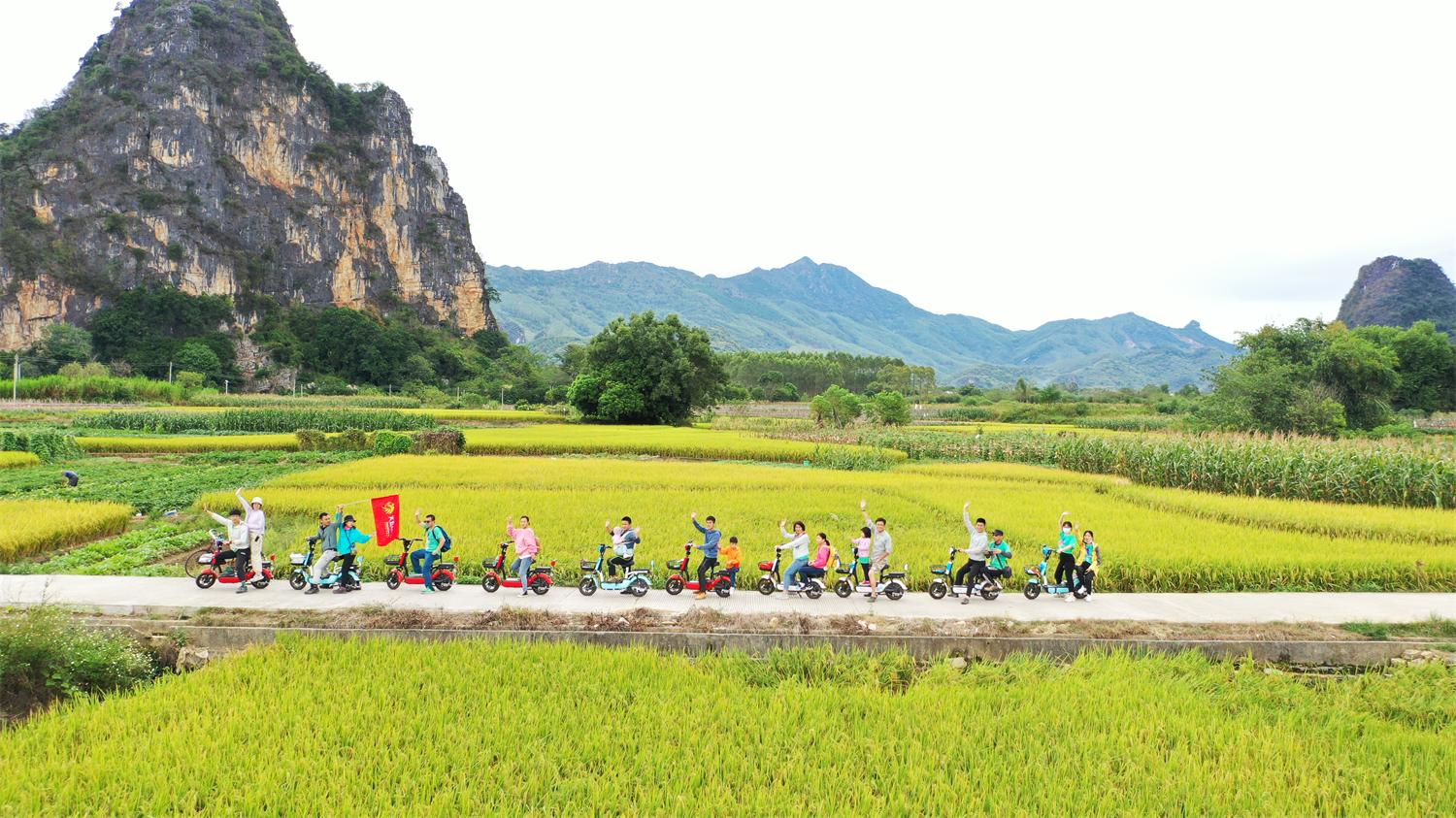 1773988303929678.jpg 骑行2.jpg