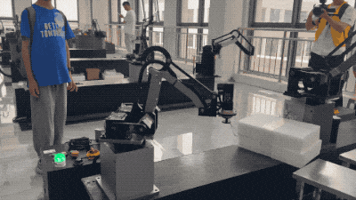 1782203672546242.gif 1782203672546242.gif